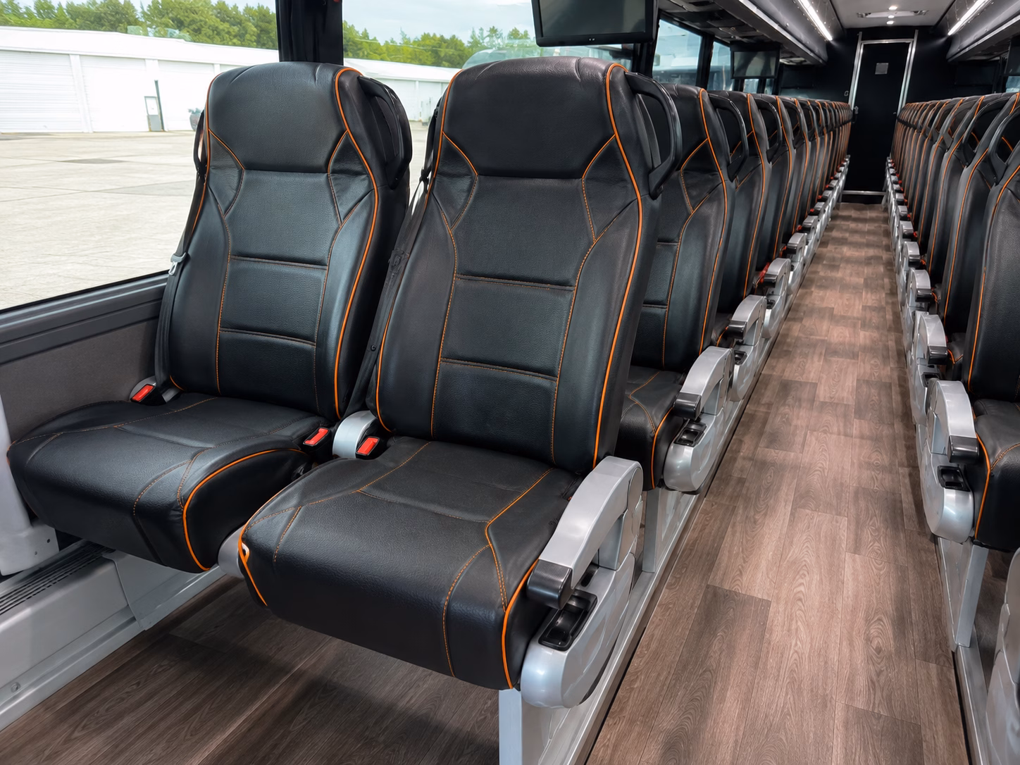 grapevine wine trail groups love having a bus waiting